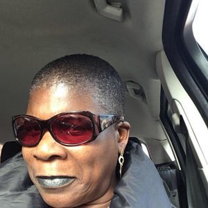 Meet your Posher, Angie